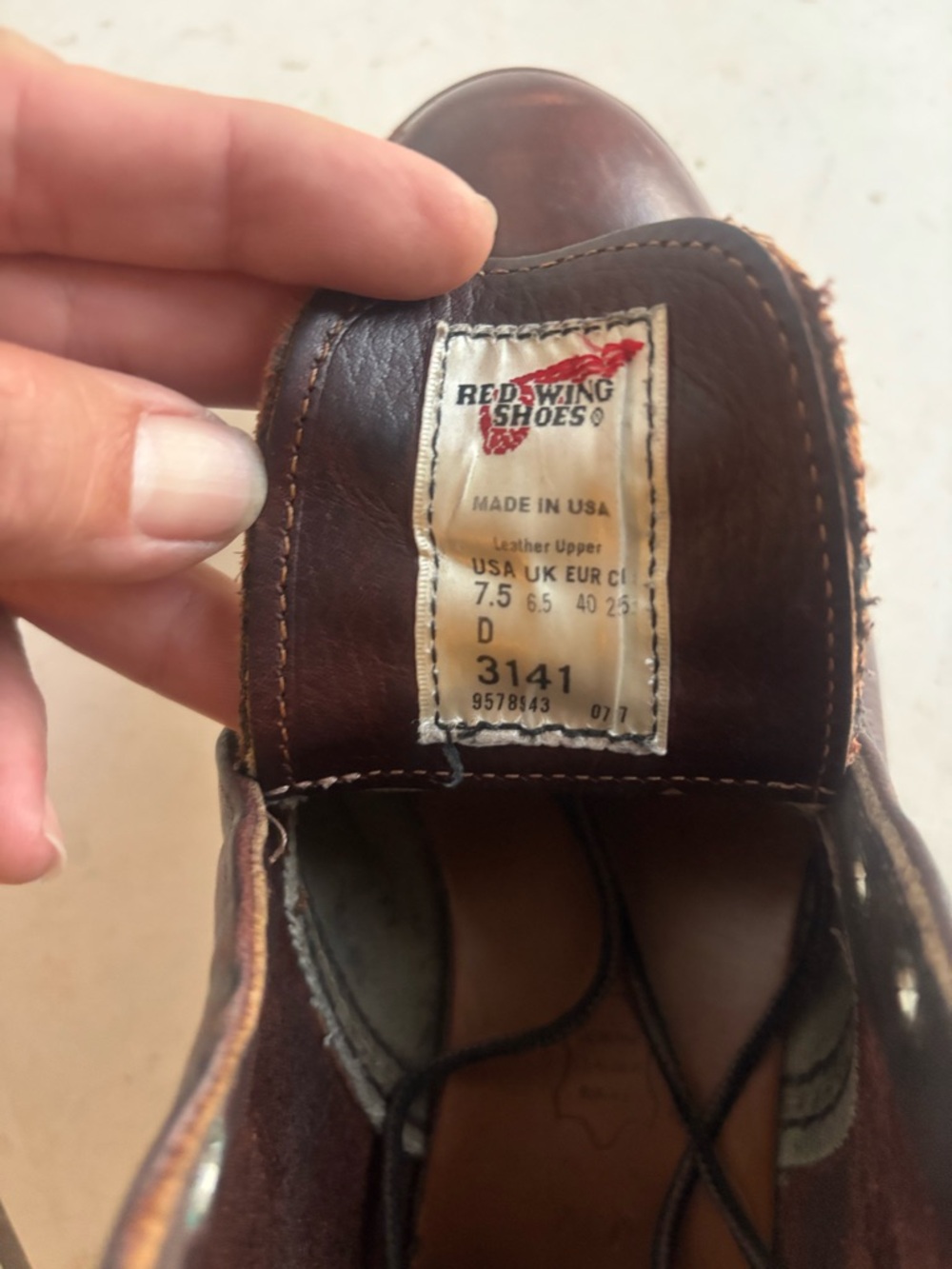 Red Wing Shoes Style 3141 Work Chukka Boots. Briar Oil Slick Color style.